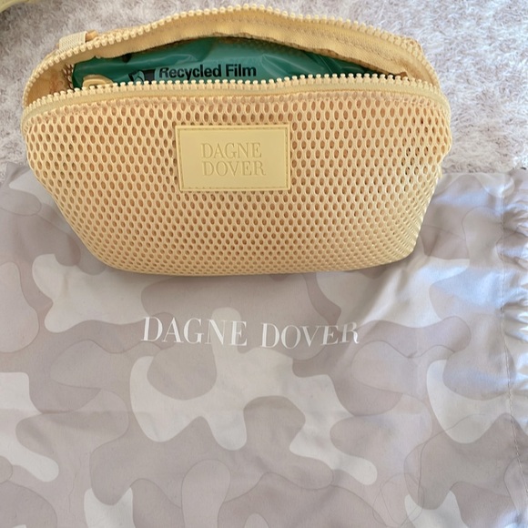 NWOT Dagne Dover yellow small hunter! Mesh style! - Picture 2 of 3